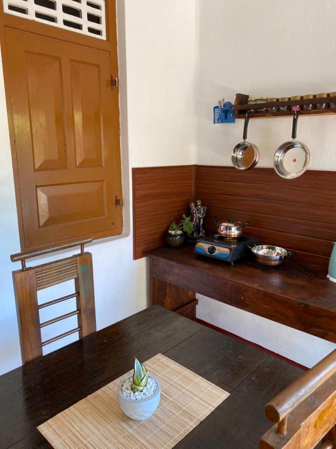 Ami Place Rooms With Kitchen ヒッカドゥワ エクステリア 写真