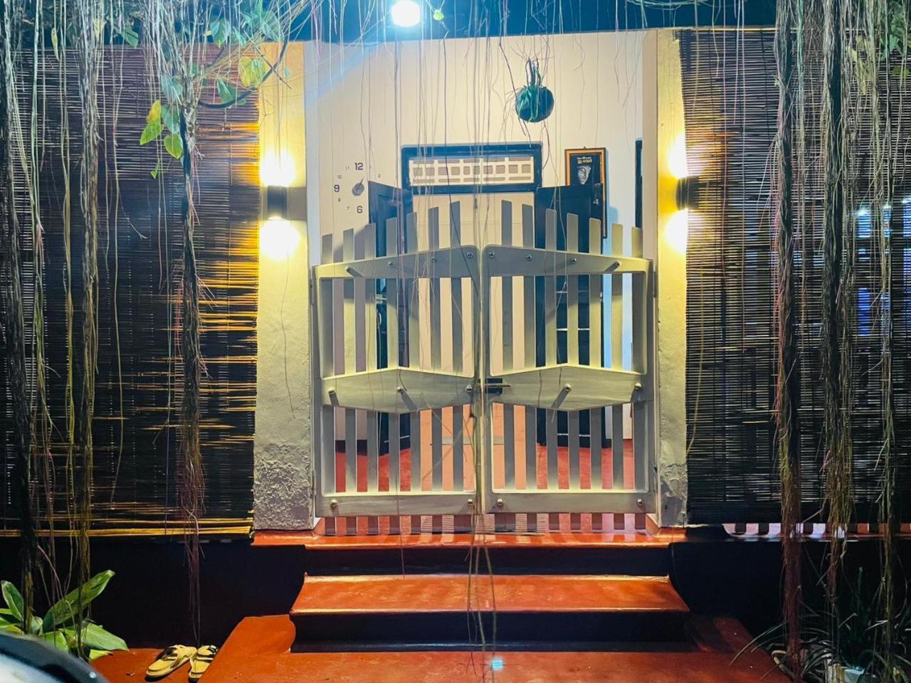 Ami Place Rooms With Kitchen ヒッカドゥワ エクステリア 写真