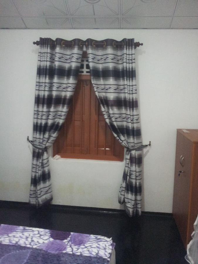 Ami Place Rooms With Kitchen ヒッカドゥワ エクステリア 写真